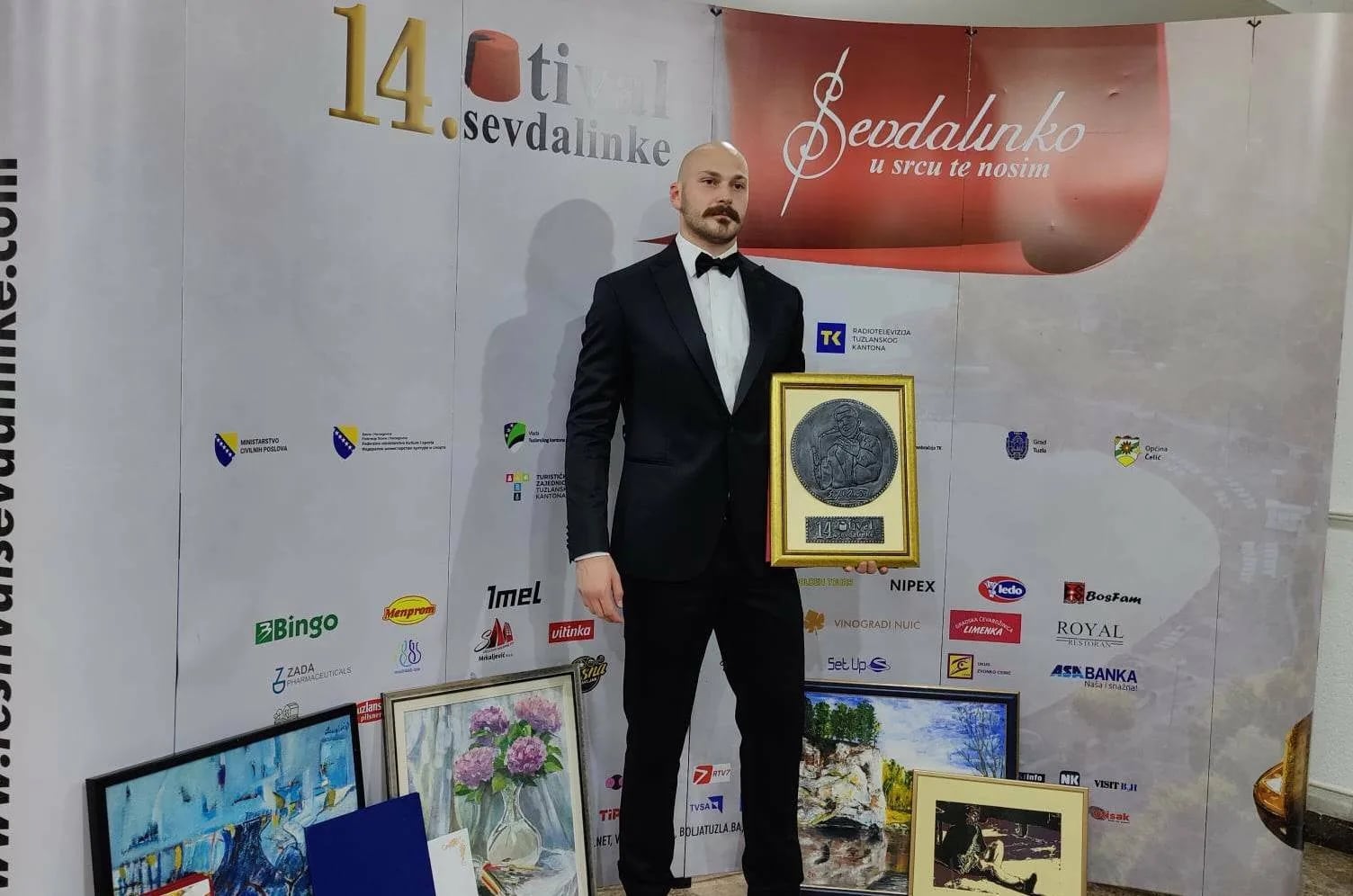 Bariton iz Nikšića osvaja regionalnu scenu
