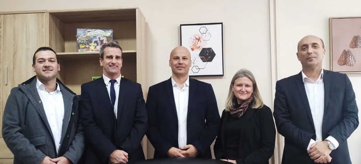 Britanska ambasadorka posjetila nikšićku policiju