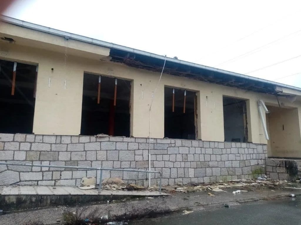 Sa Željezarinog restorana odnijeta čak i PVC bravarija