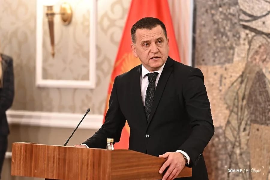 Vojinović: Zbog neodgovornog ponašanja odraslih, djeca mogu da budu izolovana