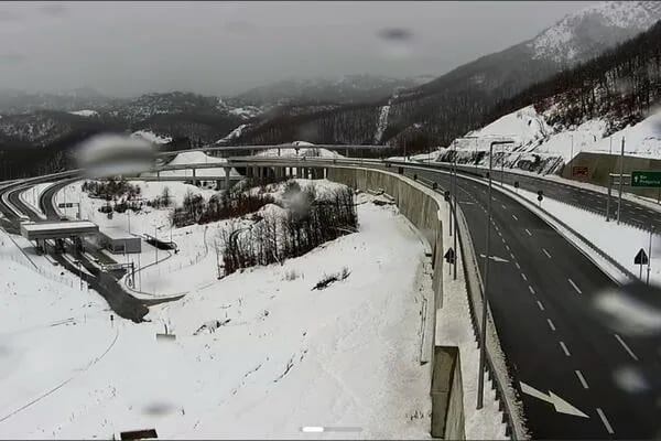 Monteput: Vozači u tunelima na auto-putu da prate svjetlosnu signalizaciju