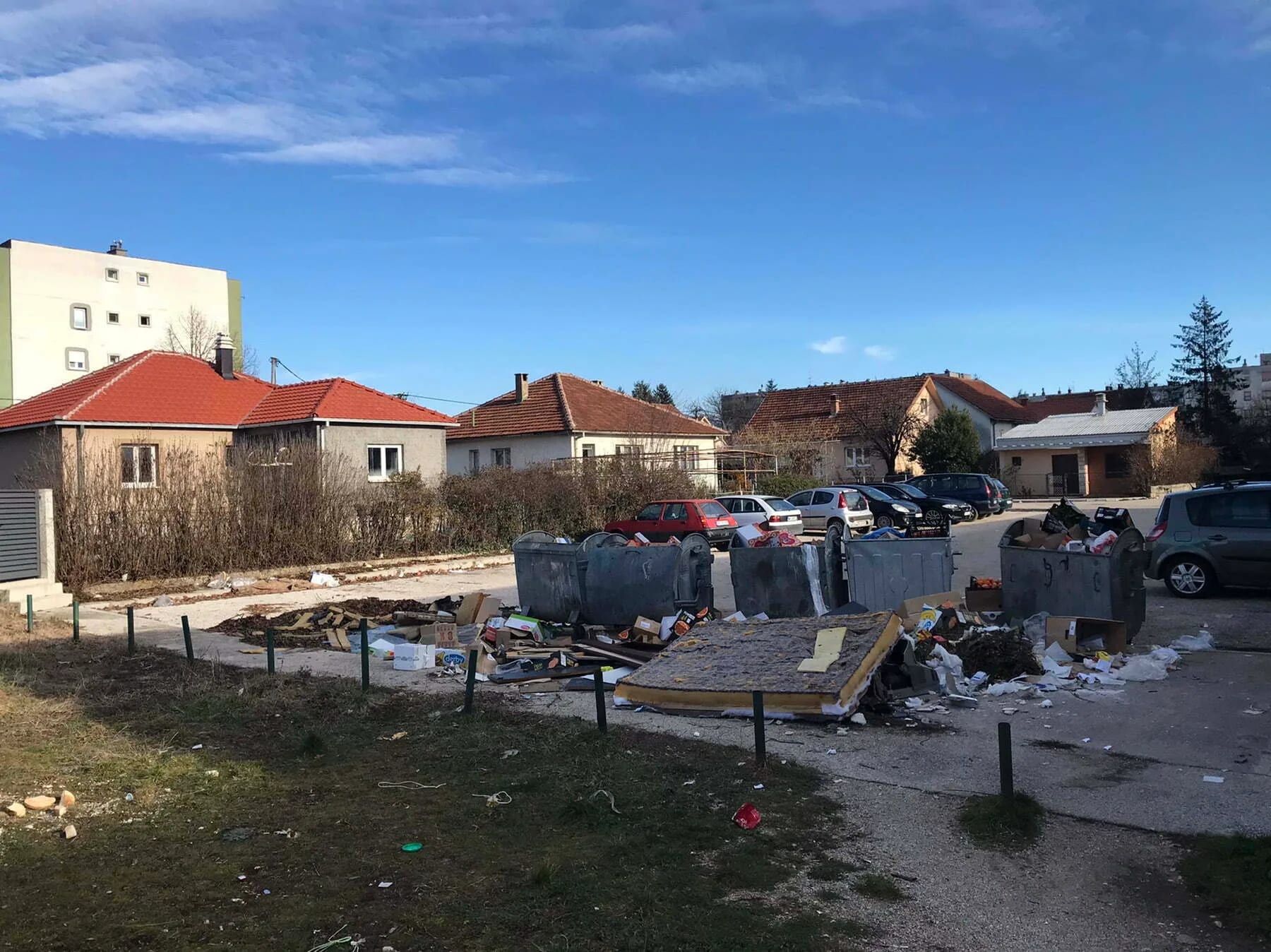 Nikšić je grad koji se davi u smeću