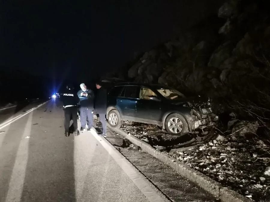 Nezgoda na putu Nikšić-Podgorica, povrijeđeno više osoba
