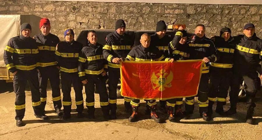 Za Tursku krenulo 11 vatrogasaca iz Nikšića