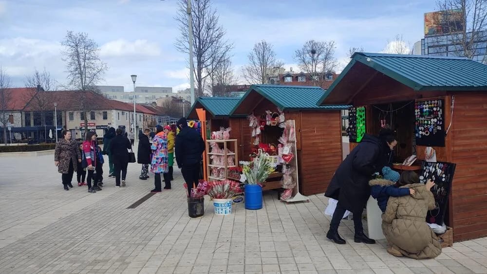 Otvoren Osmomartovski bazar