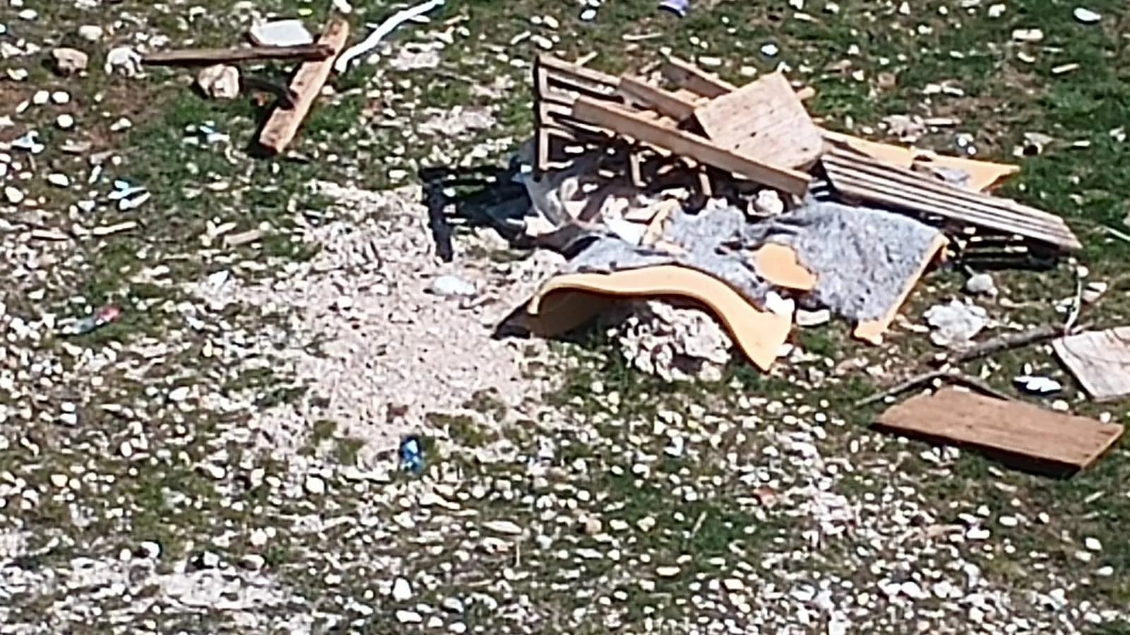 ČITAOCI ŠALJU: Sve više otpada u novom kvartu u Ulici Krsta Kostića