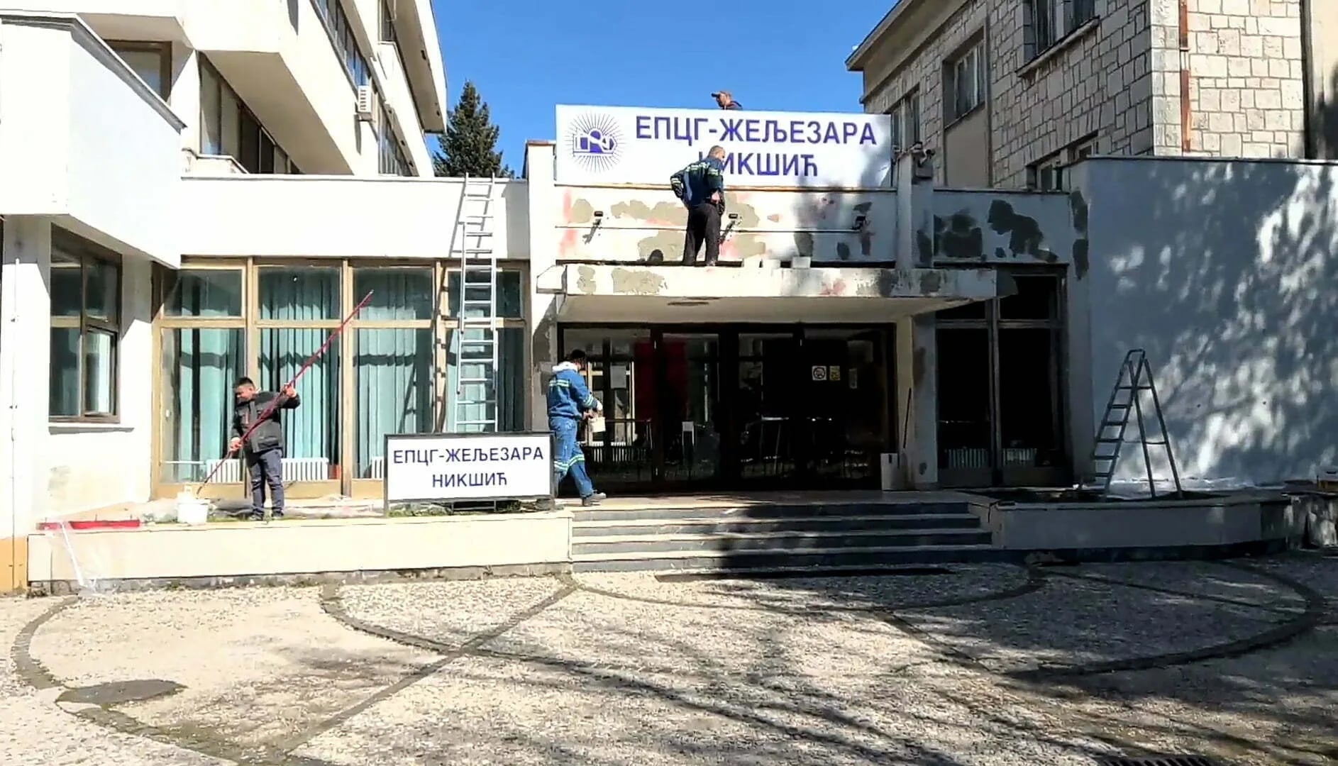 Spremna instalacija prvih megavata solarne elektrane na krovu Željezare