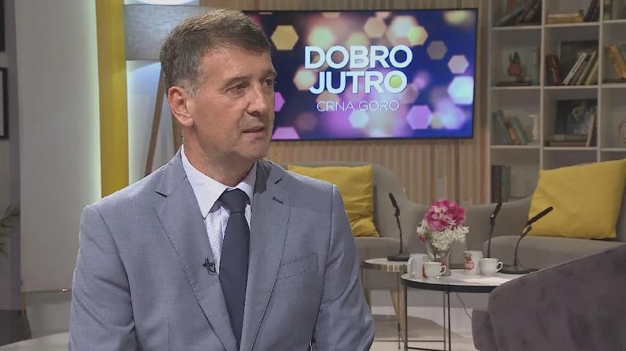 Mikavica: Poslanici da pokažu razumijevanje za rad nedjeljom