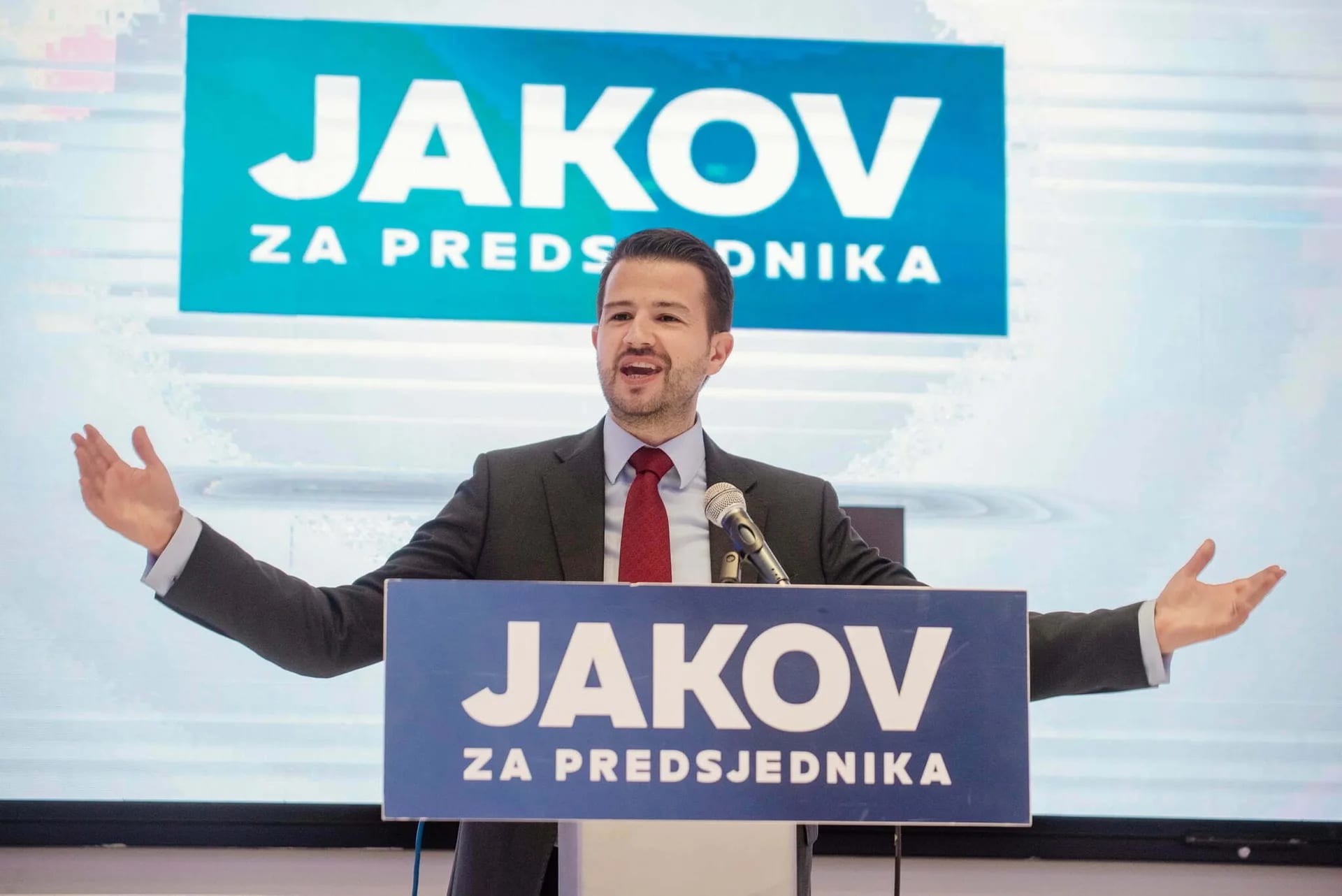 Milatović ubjedljivo pobijedio Đukanovića