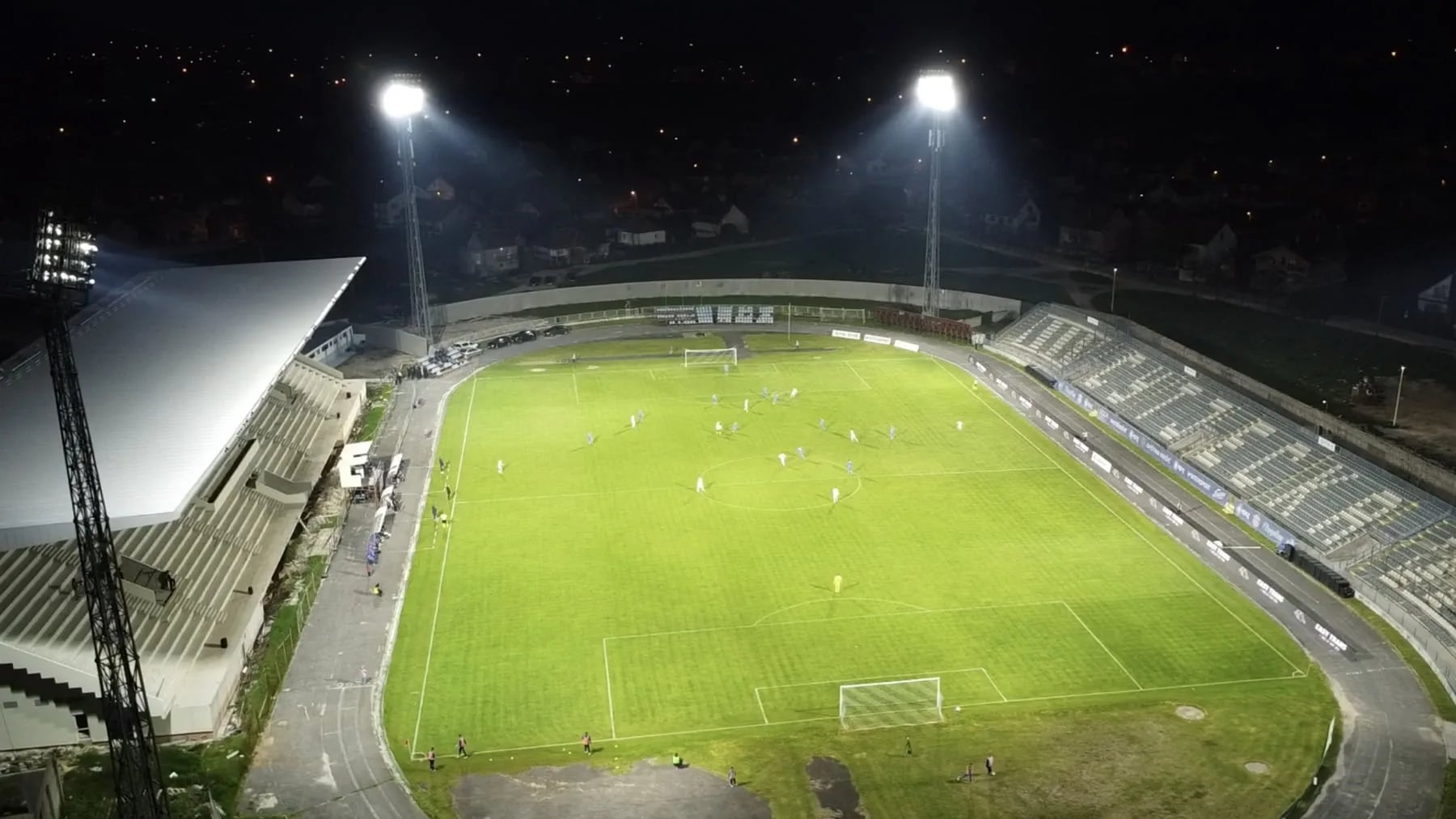 "Sablasni" derbi okončan remijem i tučom