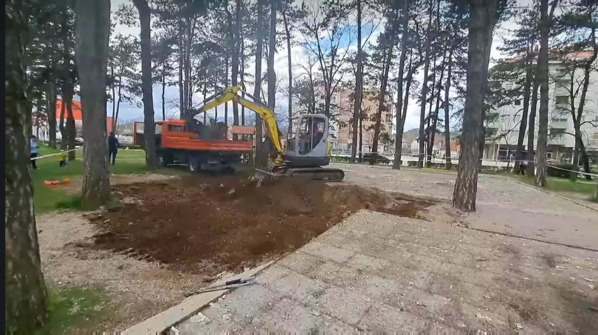 Igralište u Gradskom parku dobija novo ruho