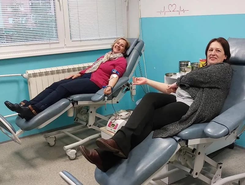 Alijansa žena DPS Nikšić organizovala dobrovoljno davanje krvi povodom Dana nezavisnosti
