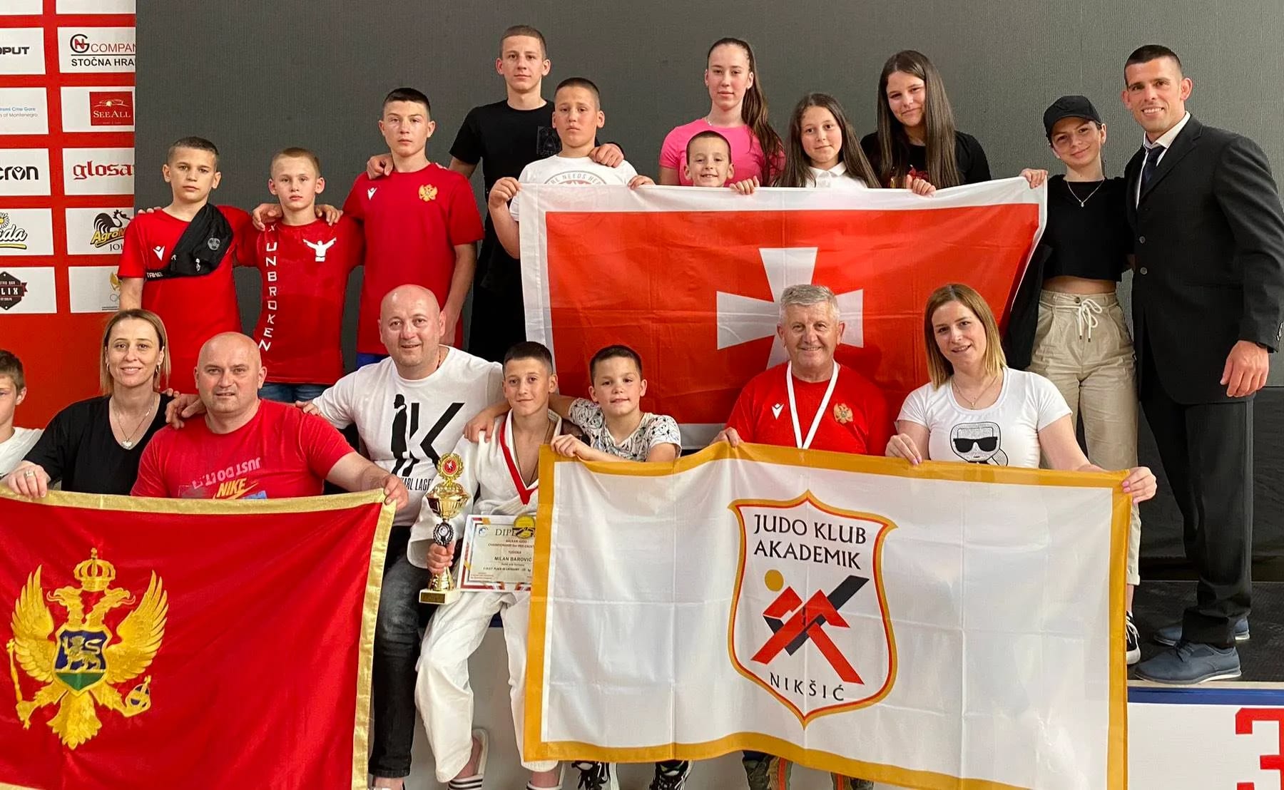 Tri medalje za reprezentativce Akademika