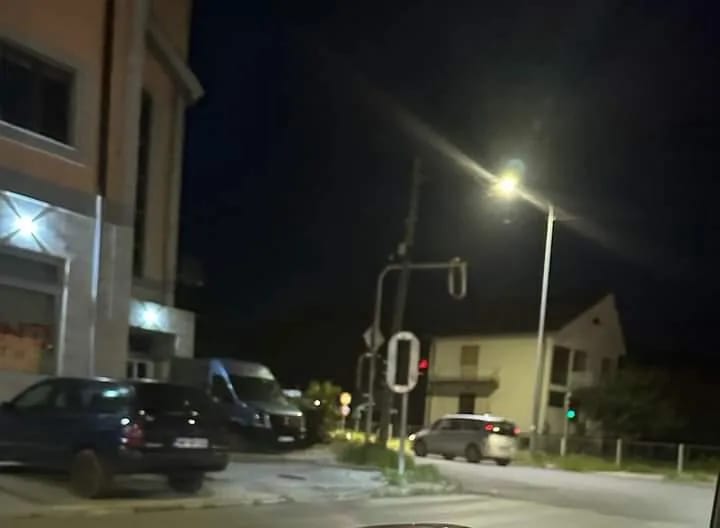 ČITAOCI ŠALJU: Semafor danima ne radi