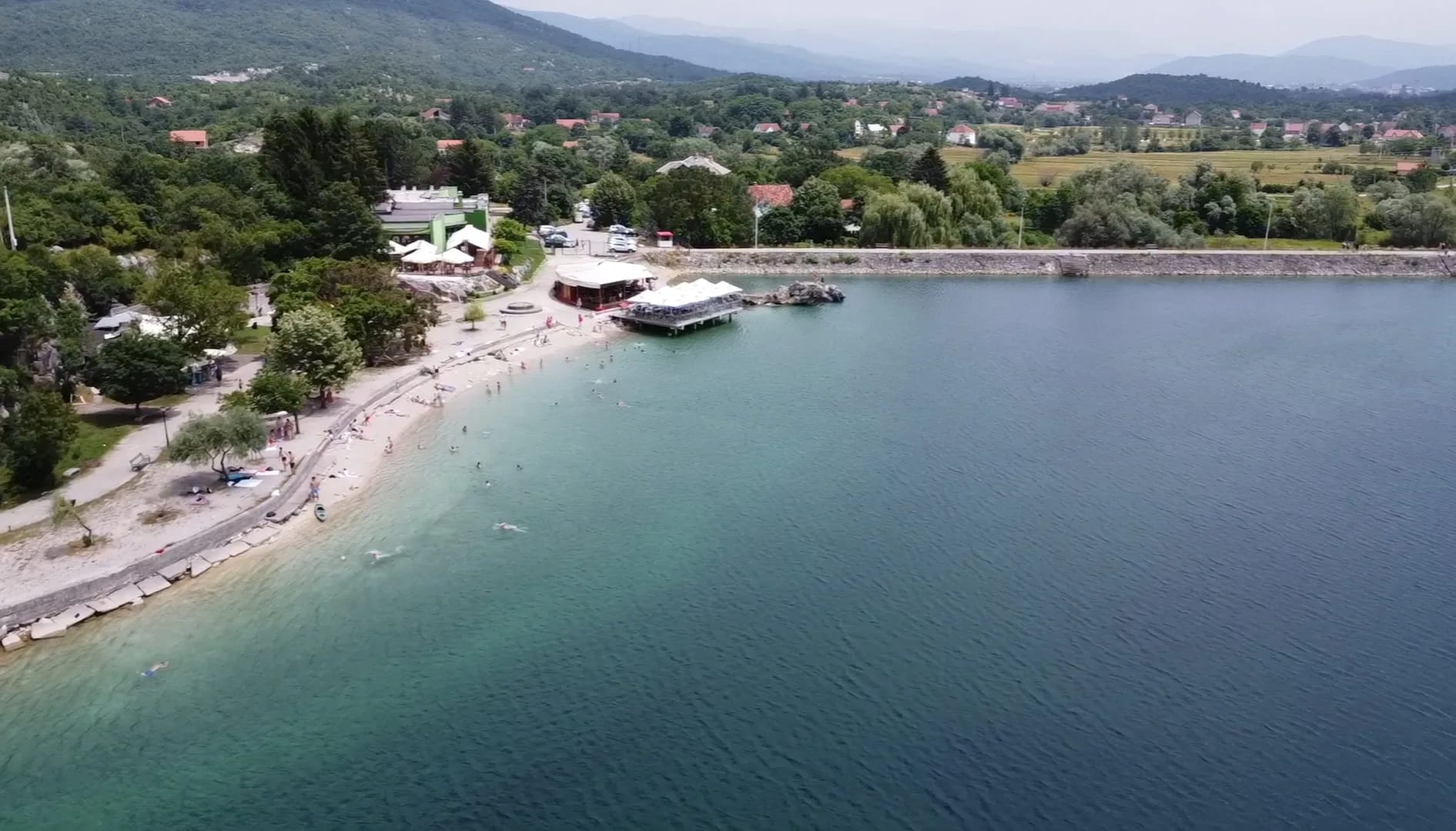 VIDEO: "Nikšićko more" zablistalo pod junskim suncem