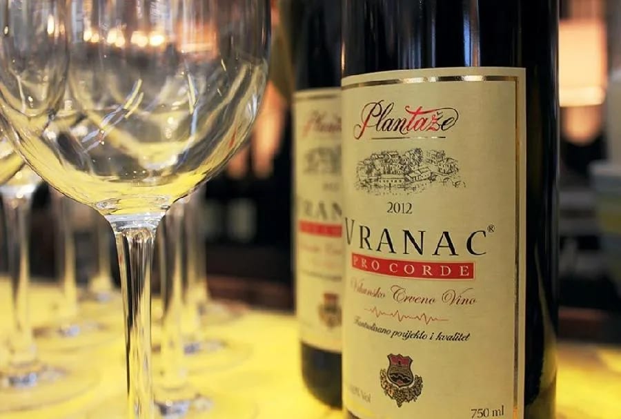 Crna Gora u komšiluk najviše izvozi vino i tepihe