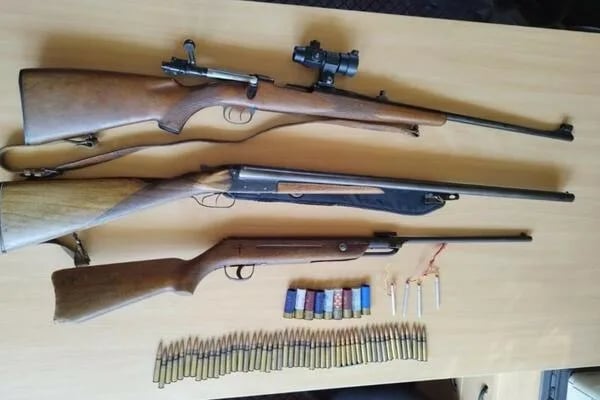 U Plužinama policija pronašla oružje i municiju