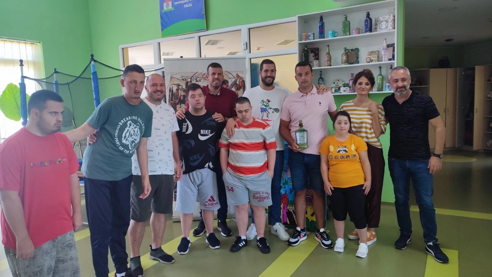 Novac prikupljen tokom teniskog turnira uplaćen Dnevnom centru