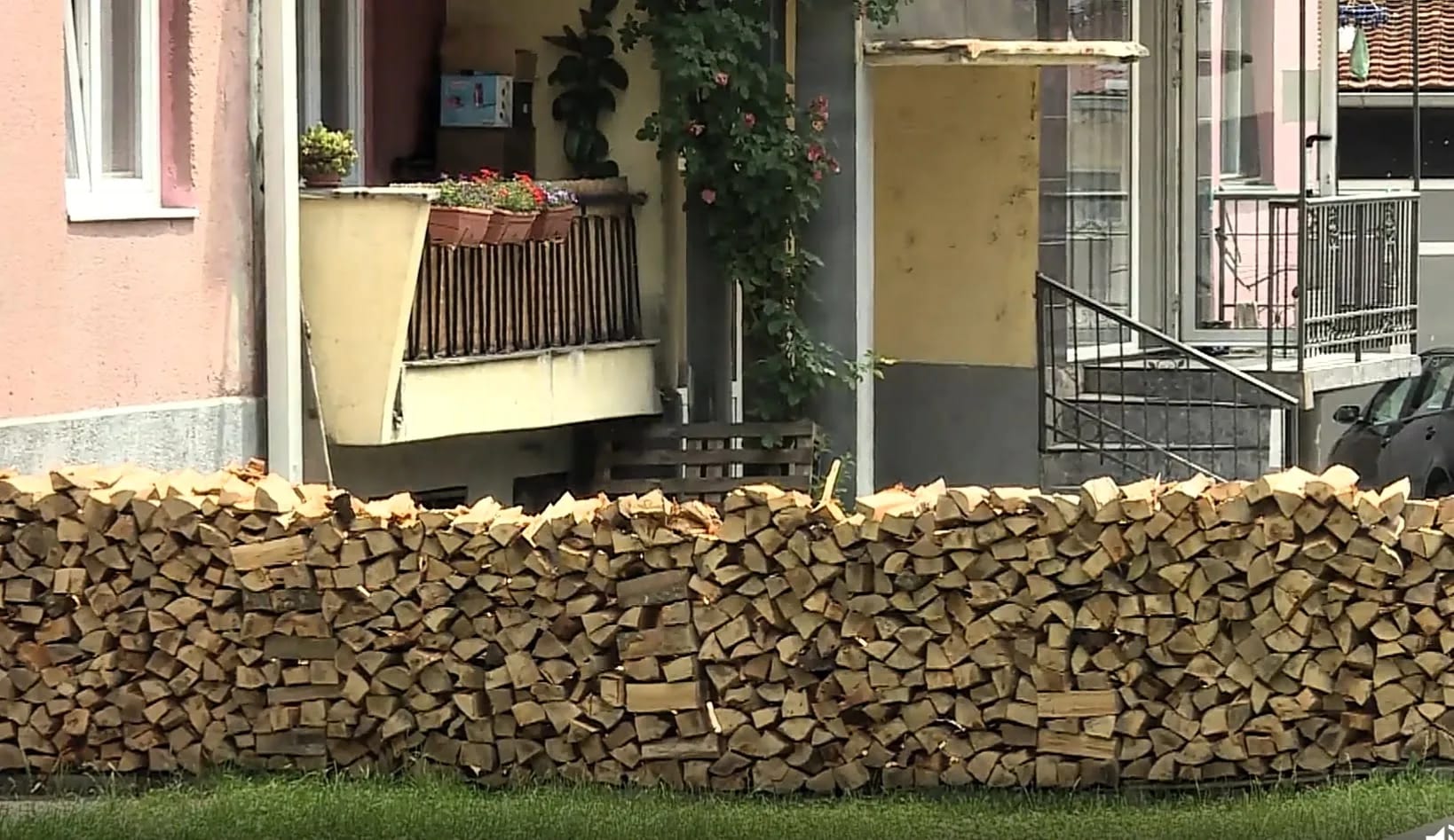 Cijene drva enormno porasle, penzioneri očekuju pomoć države
