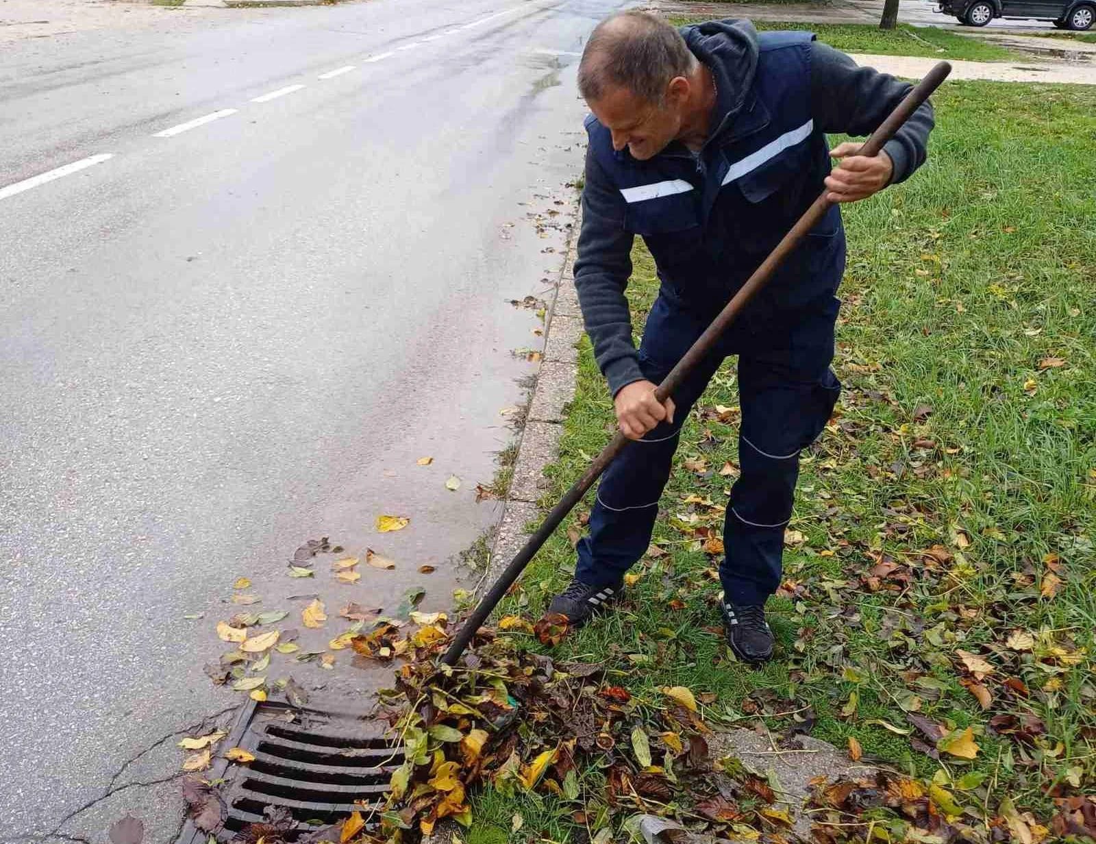 (FOTO) Pune ruke posla za nikšićke komunalce