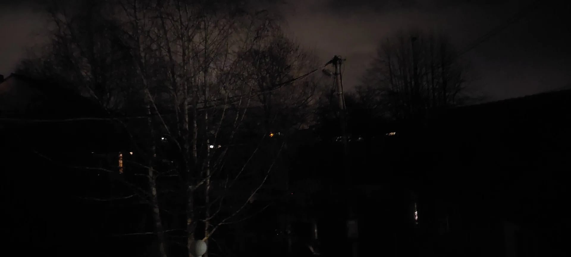 (VIDEO) Dio Školske ulice u Kličevu već tri mjeseca bez javne rasvjete