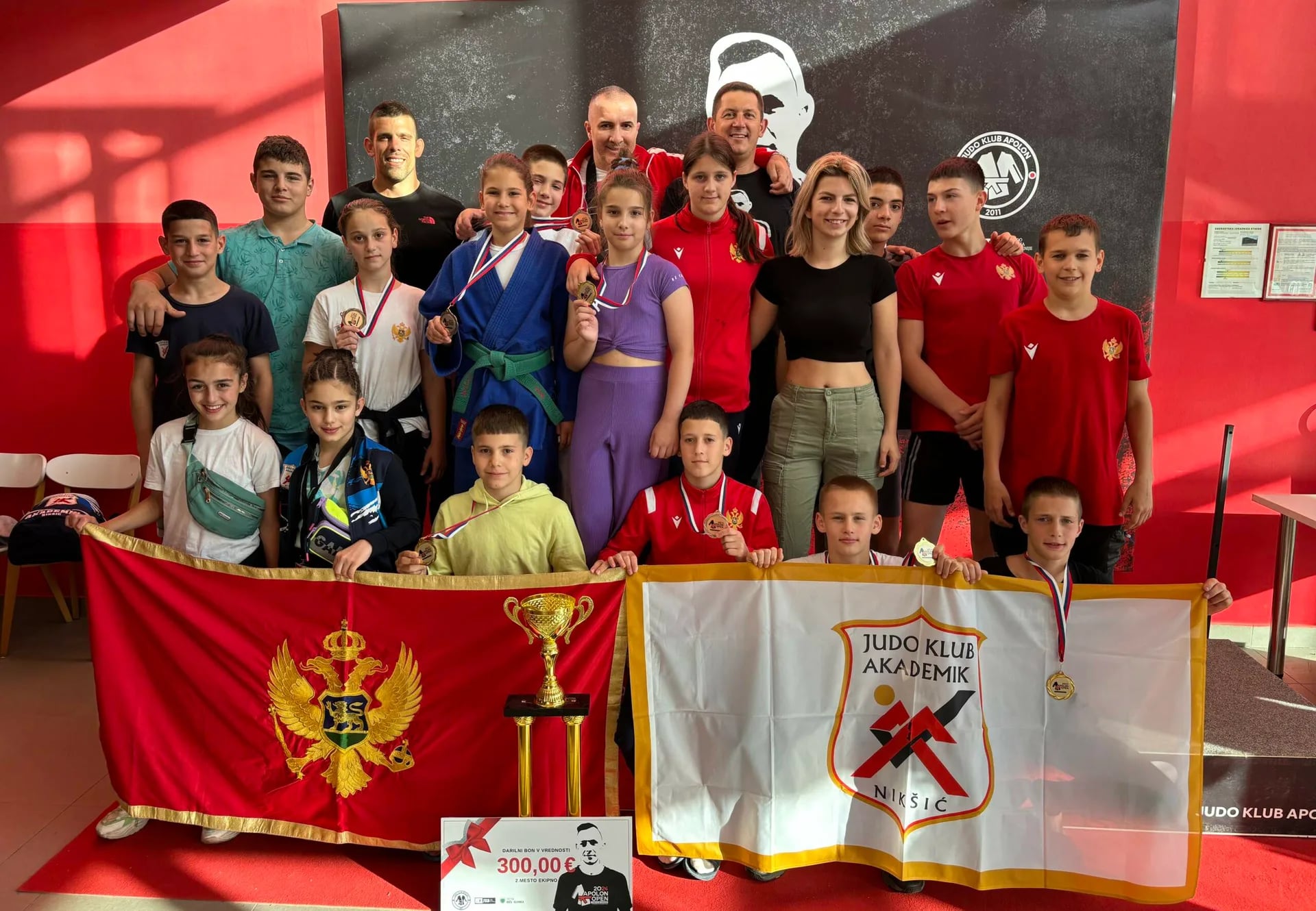Deset medalja za Akademik u Mariboru