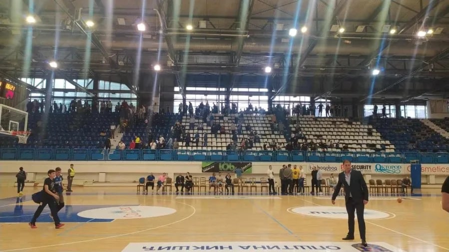 Tuča navijača na utakmici u Sportskom: Klub krivi policiju za propust