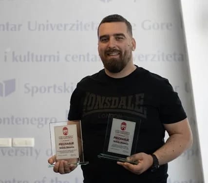 Trostruko priznanje za rukometnog trenera Miloša Perovića