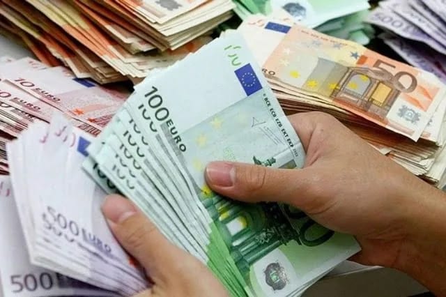 U Nikšiću prosječna plata 808 eura