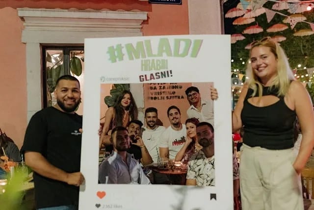 U Nikšiću organizovana Noć romske muzike i konferencija ,,#Mladi, hrabri, glasni”
