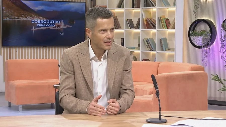 Mujović pozvao radnike Željezare na strpljenje