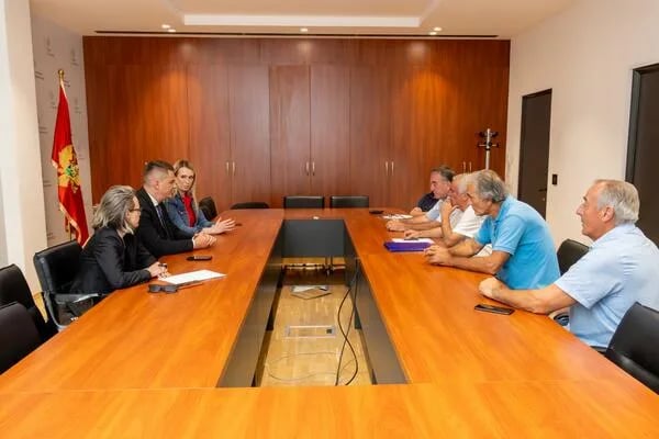 Šahmanović: Radnici Rudnika boksita da razmotre opciju da prekinu proteste
