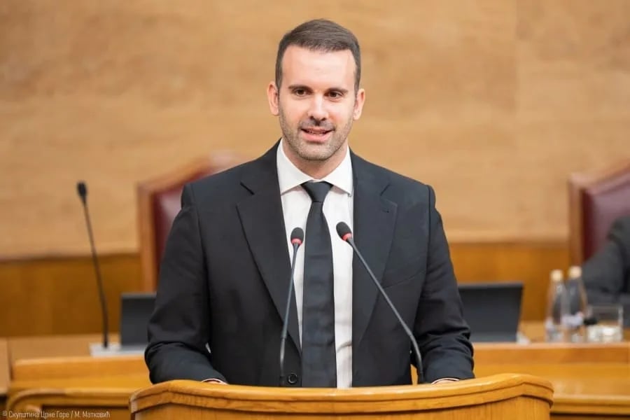 Spajić danas odgovara na pitanja poslanika