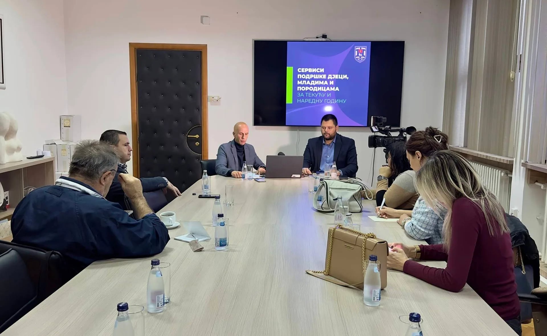 Naknada za prvo rođeno dijete uvećana na 300 eura, novi servisi podrške za djecu i mlade