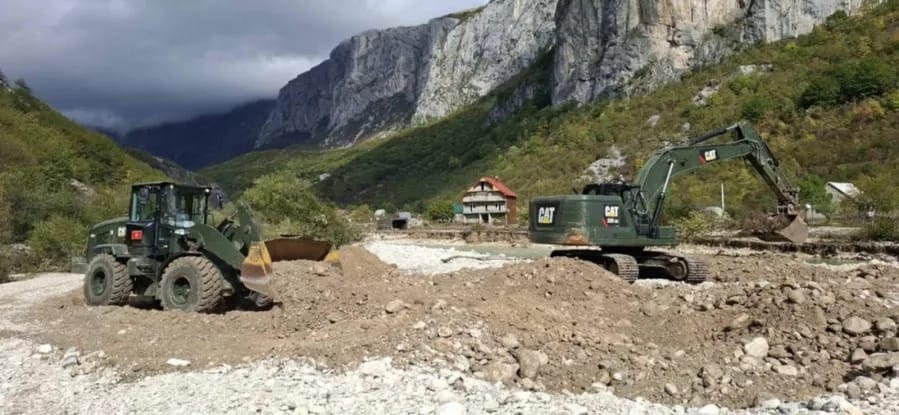 Vojska angažovana na sanaciji korita Komarnice