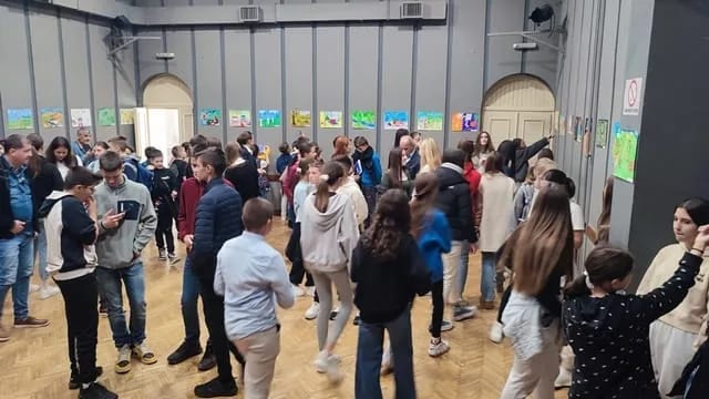 U Zahumlju prikazani radovi likovnog konkursa „Moj prilog da svi ljudi budu zdravi”