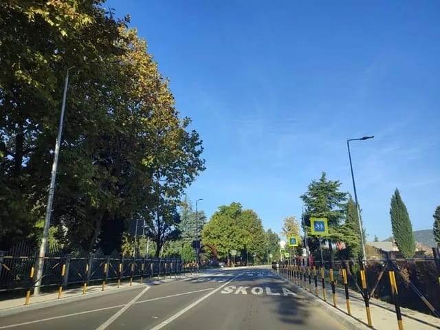 Modernizovana putna infrastruktura u blizini osnovnih škola ''Jovan Gnjatović'' i ''Branko Višnjić''