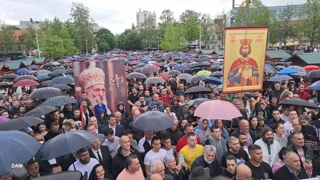 (FOTO) Litija povodom Dana Svetog Vasilija Ostroškog