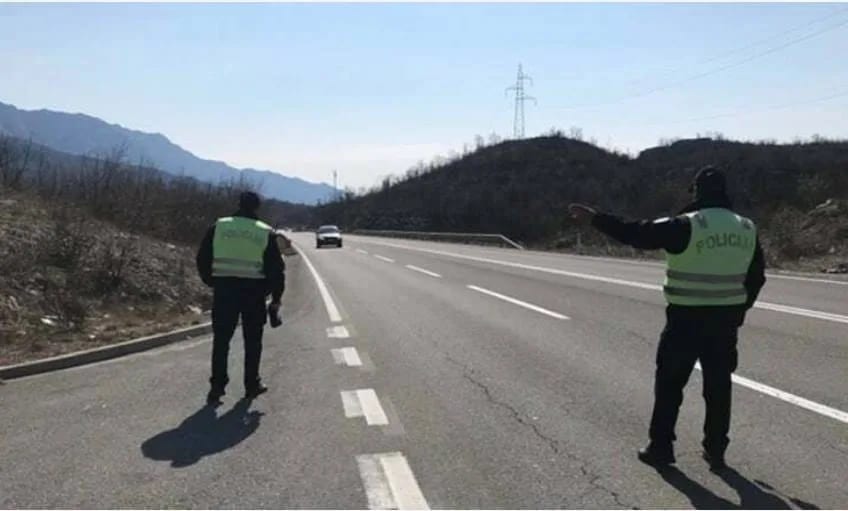 Tokom vikenda skoro 50 vozača lišeno slobode zbog vožne pod djestvom droga i alkohola