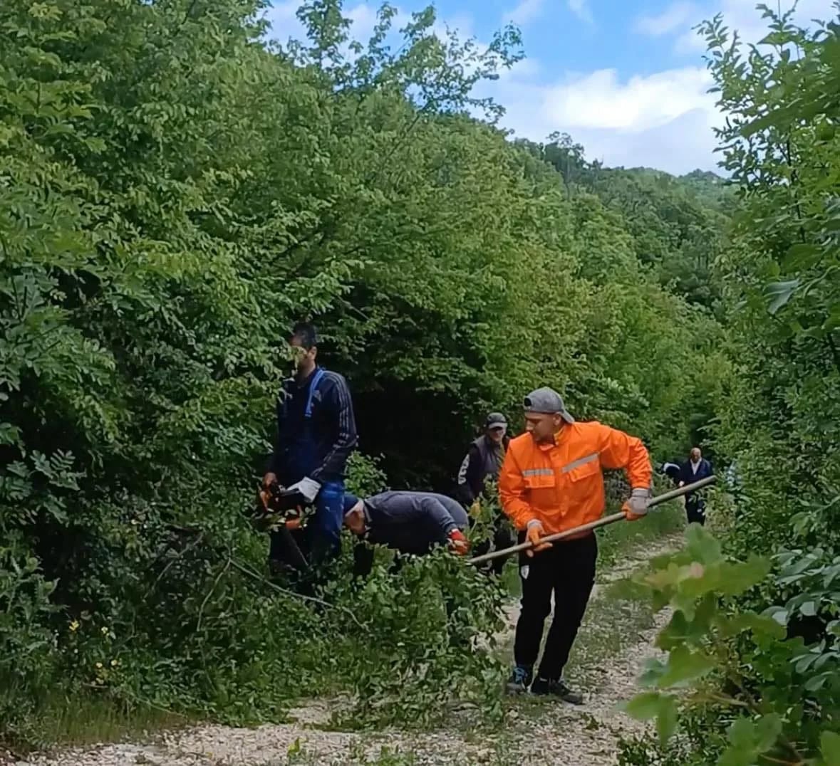 (FOTO) Vraćaju sjaj Slanom jezeru