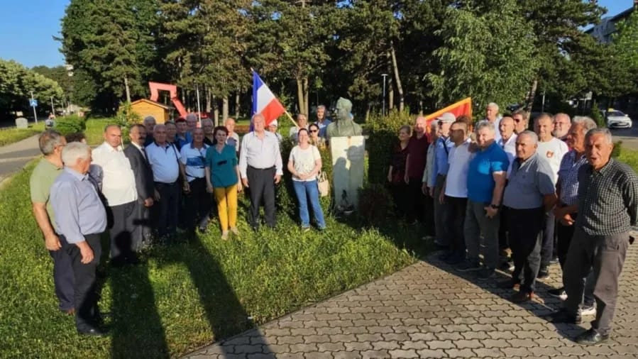 Delegacija SOBNOR-a položila vijenac na spomenik Save Kovačevića