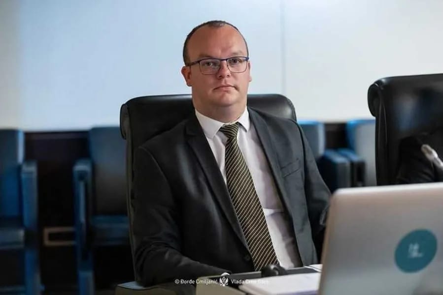 Ćulafić: Proizvođači novom uredbom preuzimaju odgovornost za električni i elektronski otpad