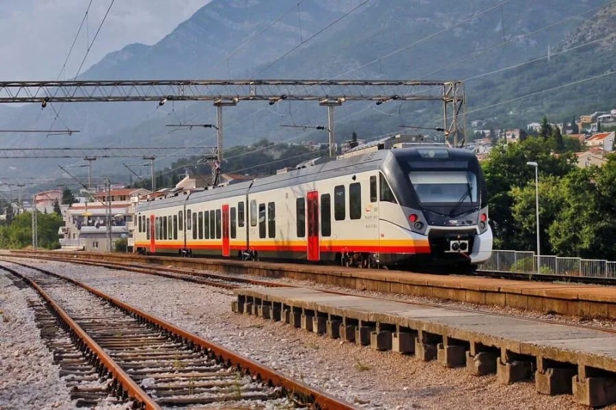 Normalizovan željeznički saobraćaj, radnici i menadžment postigli dogovor