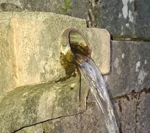 Izvor koji čuva djetinjstvo