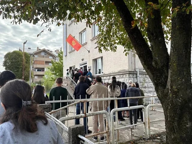 Odjavljuje se i nevažeća lična karta, taksa se ne plaća