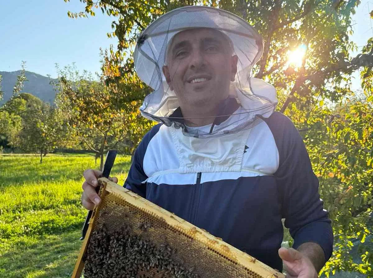 Nikšićanin Nikola Terić osvojio zlatni pehar za najkvalitetniji cvjetni med