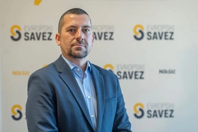 Perović: Predosjeća li i nikšićki PES obnovu kapele na Lovćenu?