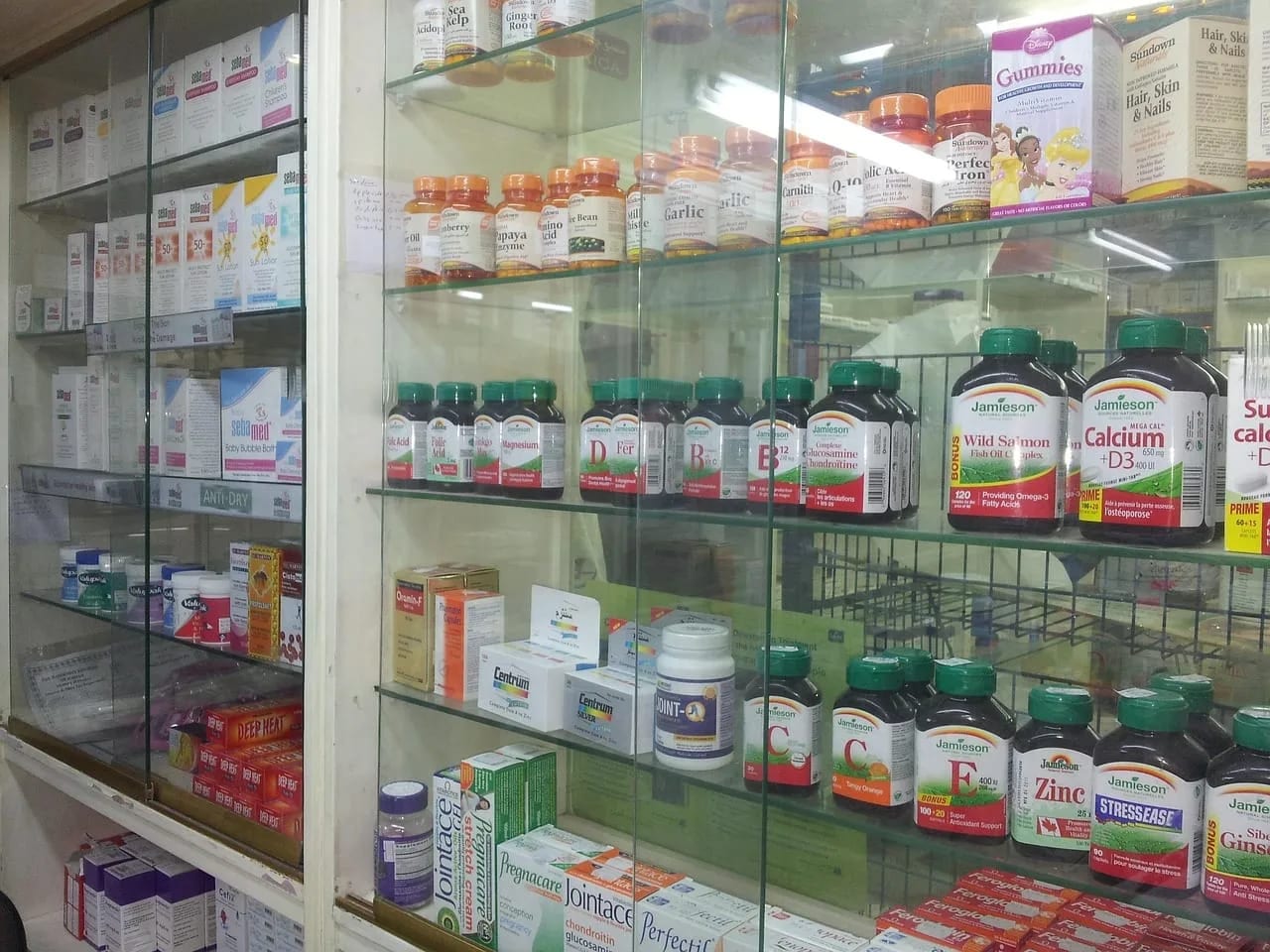 Ovo su dežurne apoteke "Montefarma" tokom praznika