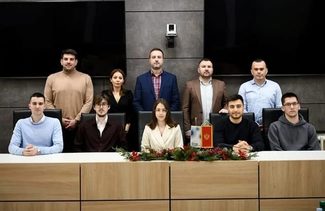 Dodijeljene stipendije Fondacije „Dobrilo Gačević“