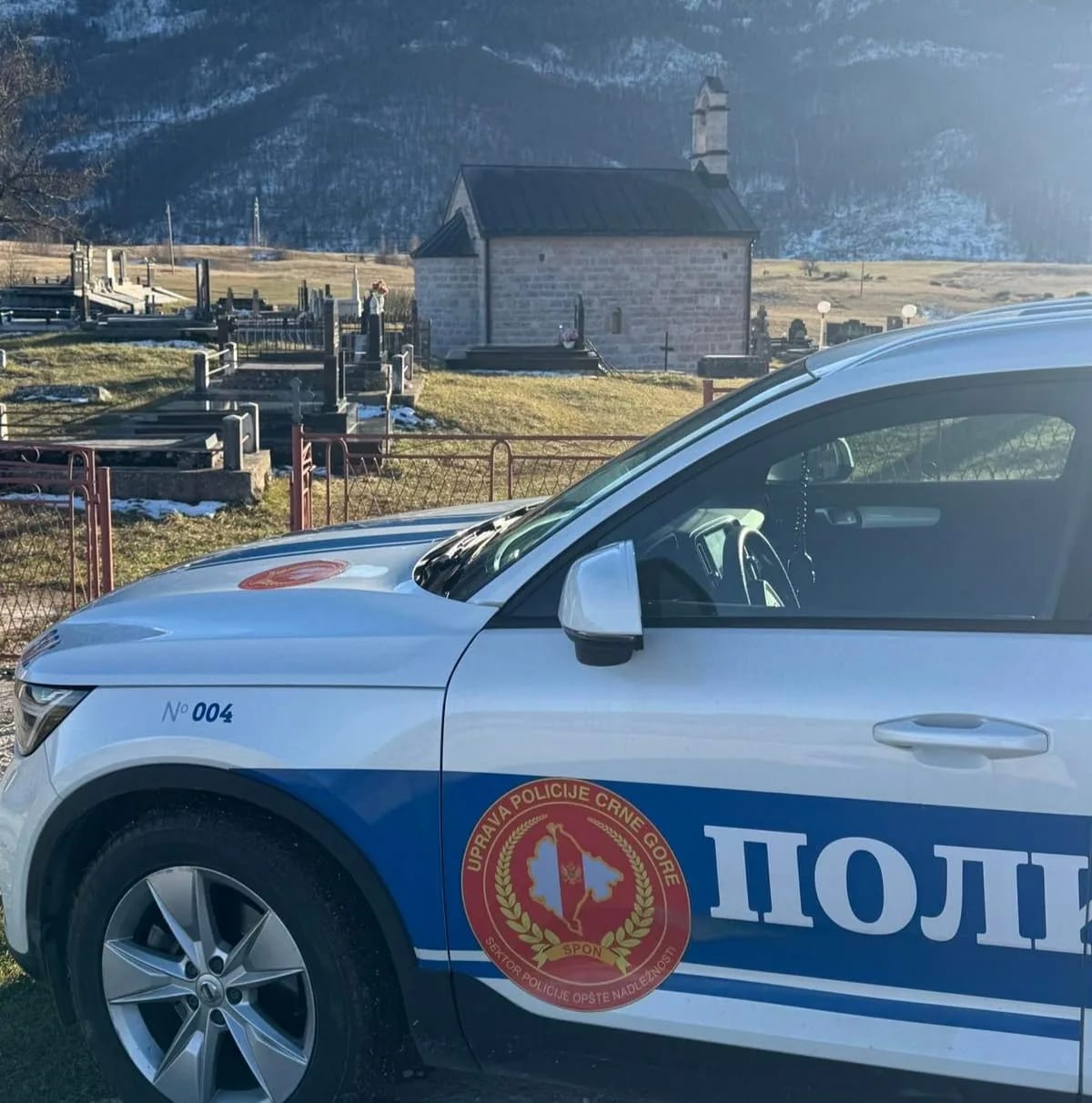 Obijena crkva u selu Gornja Brezna